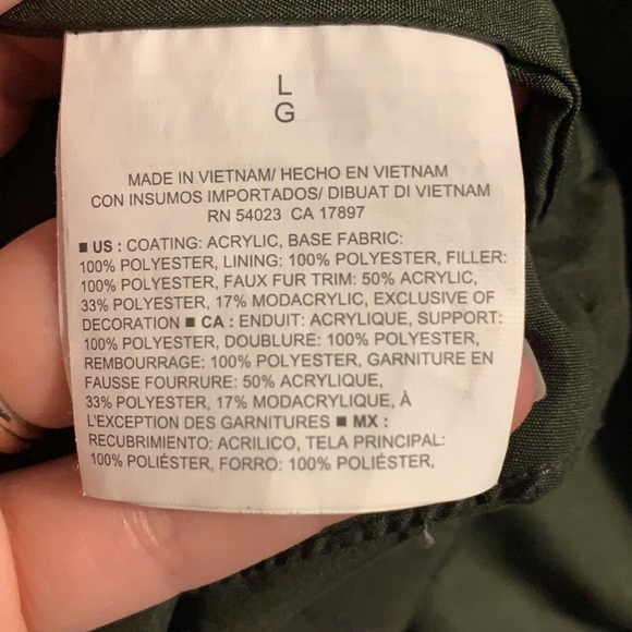 Green and black puffer jacket - Picture 4 of 4